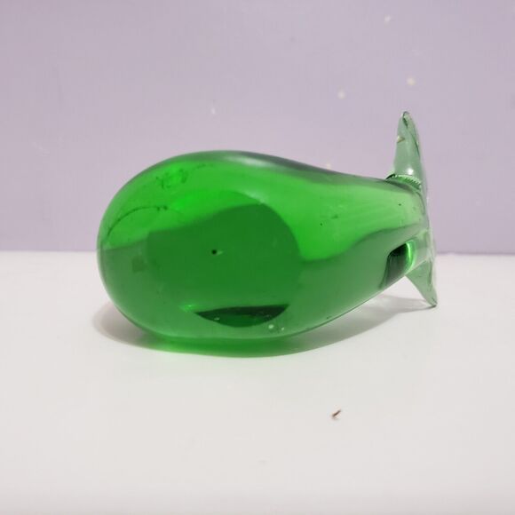 Whale Art Glass Green Figurine Paperweight Home Office Decor 3"×2" - Picture 6 of 9